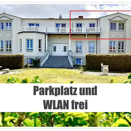 Ferienwohnung Im Gutshaus, Entschleunigung Pur Fuer Erholsame Tage Hohen Wieschendorf Exterior photo